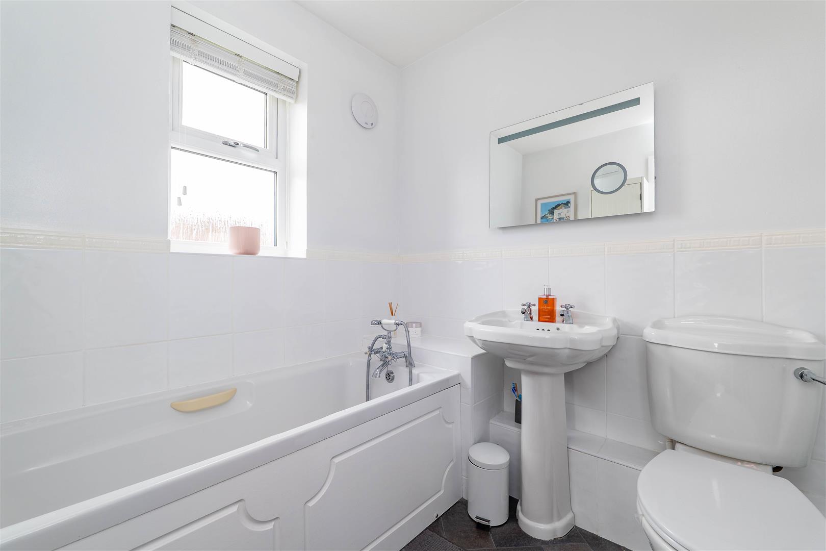 3 bed property in Windflower Drive, Leyland
